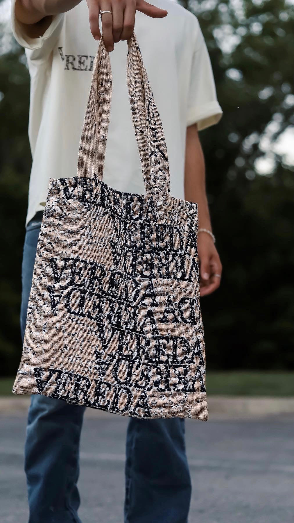 VEREDA Tapestry Tote
